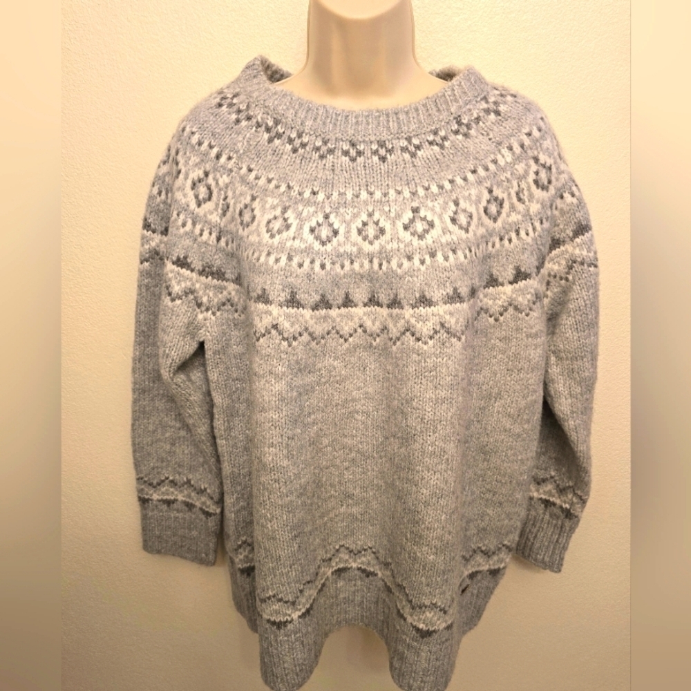 NWT Calvin Klein Gray Fair Isle Ladie's Sweater